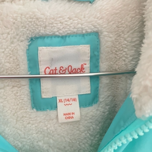 Girls cat & Jack XL colorblock thick winter jacket 14-16 warm excellent - Picture 3 of 8